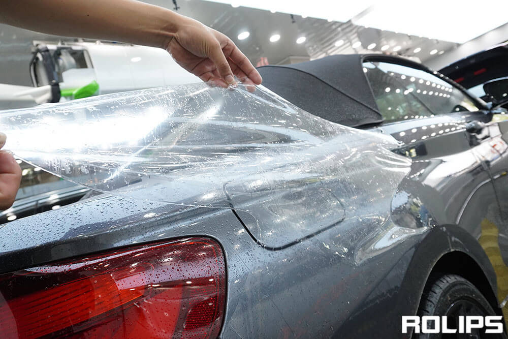車衣怎么貼？汽車貼車衣詳細(xì)步驟流程教程（4）