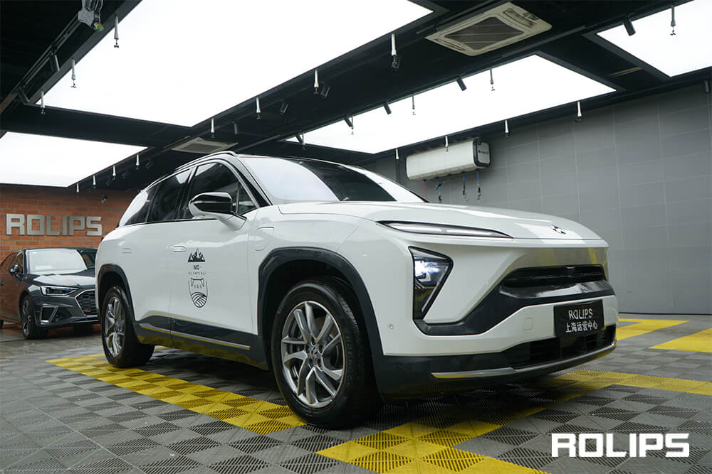 汽車貼改色膜違法么？改色膜與隱形車衣的差距是什么？